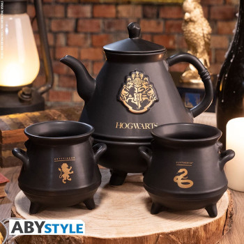 Harry Potter Teapot - with Hogwarts cauldrons set
